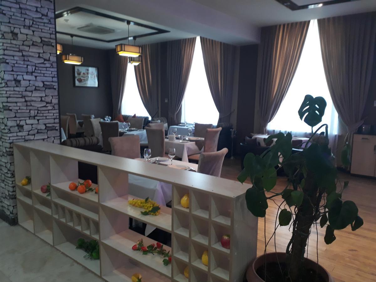 Caspian Ulduz Hotel Баку Екстериор снимка
