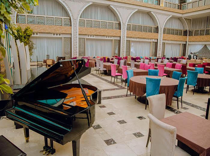 Caspian Ulduz Hotel Баку Екстериор снимка
