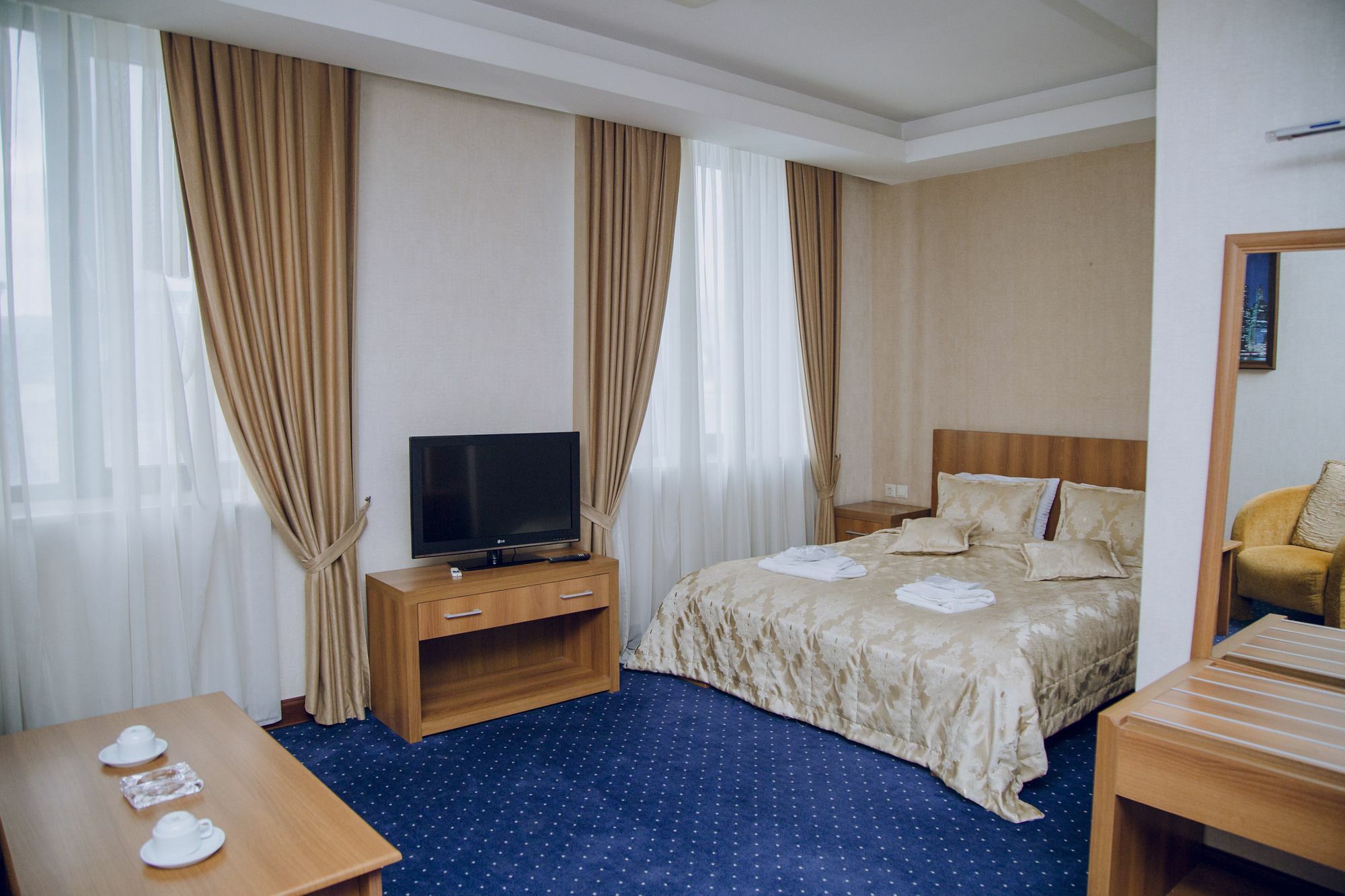 Caspian Ulduz Hotel Баку Екстериор снимка