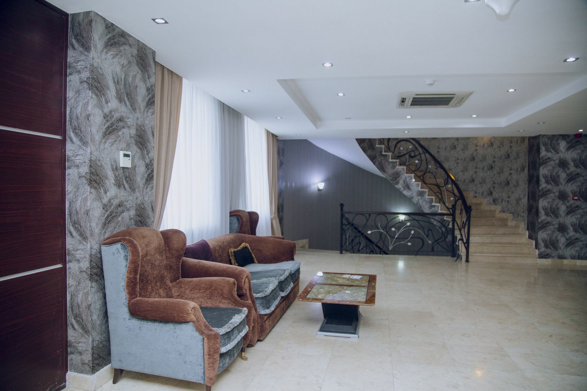 Caspian Ulduz Hotel Баку Екстериор снимка